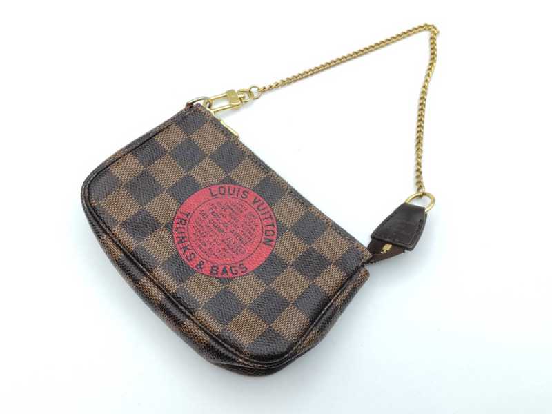 LOUIS VUITTON ミニアクセソワールTRUNKS＆BAGS-